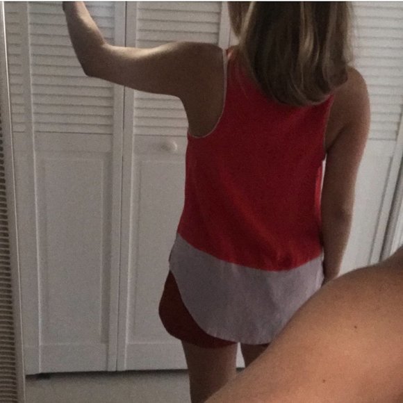 Maeve Women's Tank Top Silk Red High Low - Picture 7 of 8